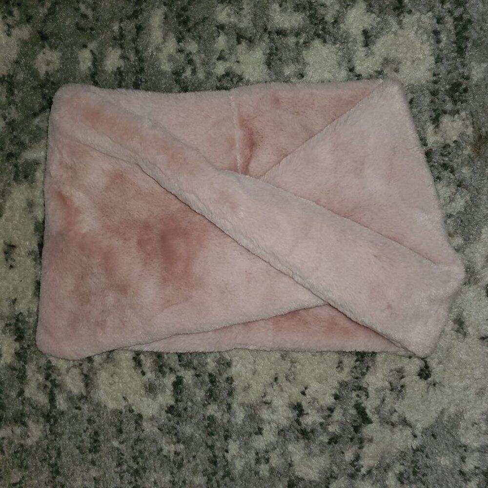 Primark Pink One Size Scarf 🎗🎗🎗🎀🎀🎀EUC